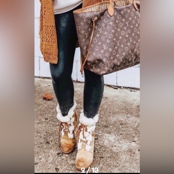 Sorel Boost - Picture 1 of 11